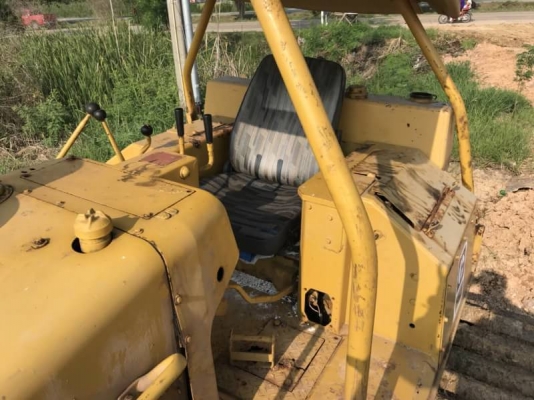 ขาย 650,000 CATTERPILAR  D 5 B ตีนเป็ด เครื่อง 10 Z ไดเร็ก ดี เกียร์ตัดแรง โช่หนา เอกเล่มทะเบียน  รถอยู่ จ.ปทุมธานี 0967428942