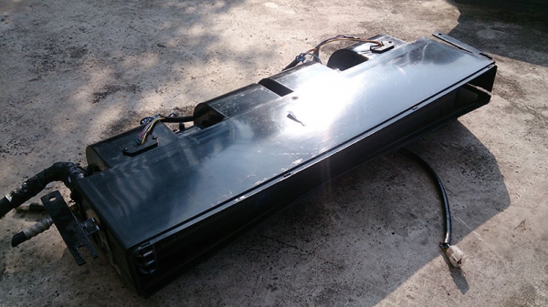 ขายตู้แอร์แขวนฟอมูล่าขนาดใหญ่