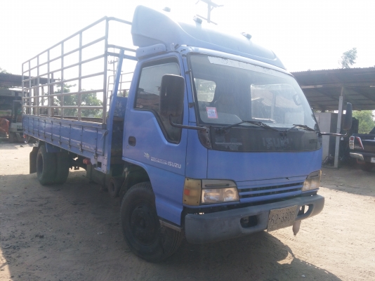 ISUZU. NQR. 150. แรง รถเดิม เครื่องแน่น ครัชชีสวย รถพร้อมใช้งาน