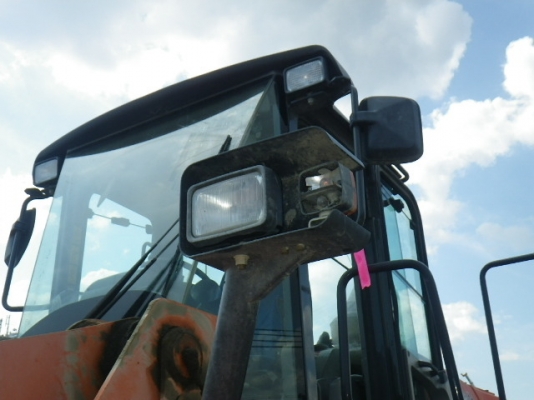 ขายรถตัก ยี่ห้อ HITACHI รุ่น ZW250