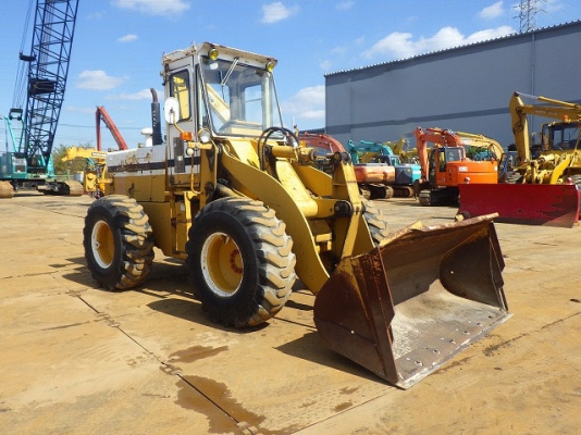 ขายรถตัก ยี่ห้อ KOMATSU รุ่น 515-2