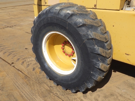 ขายรถตัก ยี่ห้อ KOMATSU รุ่น 515-2