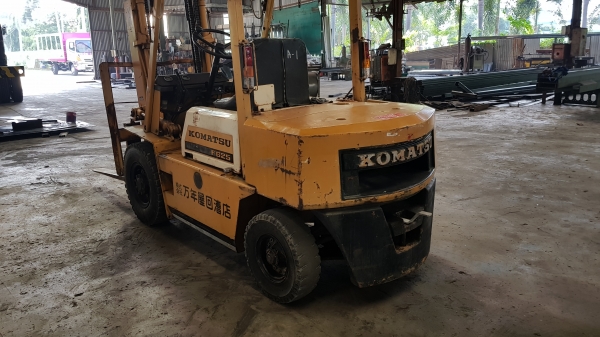 ขายรถยก komatsu fg25-8