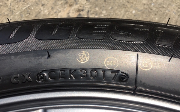 แม็กยางป้ายแดง ISUZU 1.9Blue Power X-Series 215-70-16 ปี17