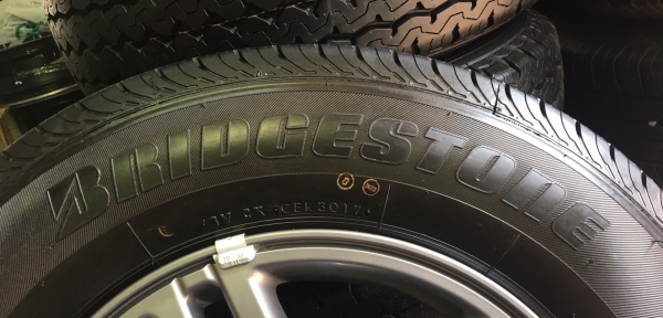 แม็กยางป้ายแดง ISUZU 1.9Blue Power X-Series 215-70-16 ปี17