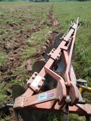 ตัดราคากันรอบสุดท้ายกันเลย23000บาทครับ ขายด่วนครับ4&times;22 DP224Eตราช้าง ราคาต่อรองกันง่ายๆครับ