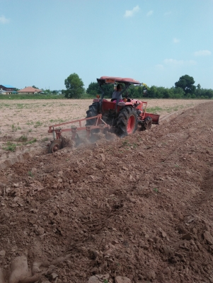 ตัดราคากันรอบสุดท้ายกันเลย23000บาทครับ ขายด่วนครับ4&times;22 DP224Eตราช้าง ราคาต่อรองกันง่ายๆครับ