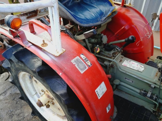 ยันร์ม่า YM1301D 4WD เก่านอกตัดหญ้าใหม่  สภาพพร้อมใช้งาน