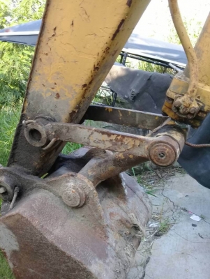 ขาย 165,000 บาท KOMATSU PC60-1 เครื่องดี ปั้มแรง โช่หนา เอวแน่น เอกสารชื้อขาย รถอยู่ จ.ปทุมธานี โทร&ไอดีไลน์ 0610710295 ขาย 165,000 บาท KOMATSU PC60-1 เครื่องดี ปั้มแรง โช่หนา เอวแน่น เอกสารชื้อขาย รถอยู่ จ.ปทุมธานี โทร&ไอดีไลน์ 0610710295