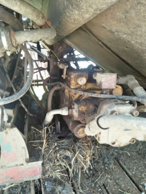 ขายรถเกี่ยวข้าว สุระชัยการช่าง195โบว์ อุ้ม2ตัน ปั๊ม22ช่วงล่าง10เพลาใหญ่ อุ้มปรับระดับ ใช้งานปกติ