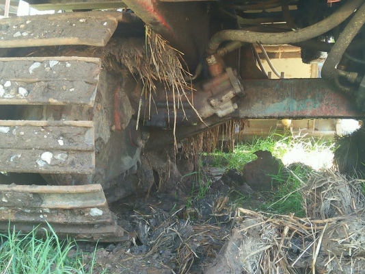 ขายรถเกี่ยวข้าว สุระชัยการช่าง195โบว์ อุ้ม2ตัน ปั๊ม22ช่วงล่าง10เพลาใหญ่ อุ้มปรับระดับ ใช้งานปกติ