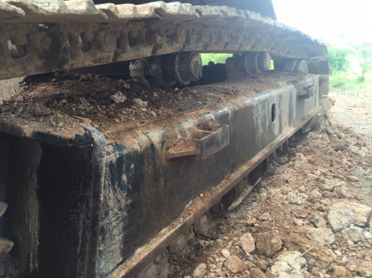 ขายรถแบคโฮ CATERPILLAR E300 เครื่อง 10Z สภาพสวย พร้อมใช้งาน สนใจโทร 081-970-1072