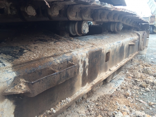 ขายรถแบคโฮ CATERPILLAR E300 เครื่อง 10Z สภาพสวย พร้อมใช้งาน สนใจโทร 081-970-1072