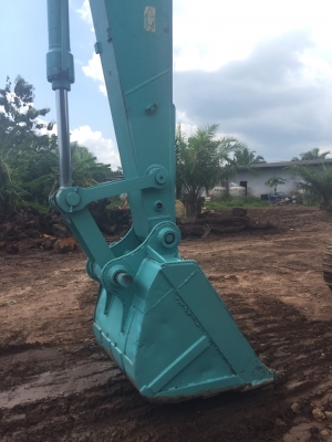 ขายรถแบคโฮ KOBELCO SK200-8 YN12-T แอร์ไฟฟ้าเต็ม สนใจโทร 081-970-1072