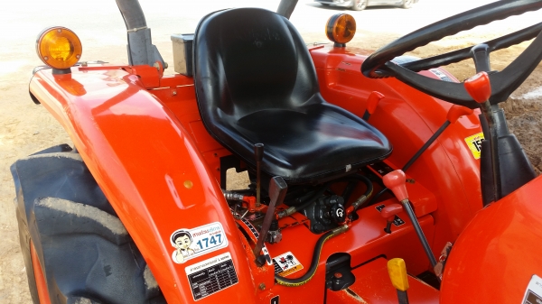 ขาย L3608DT รถ678ชั่วโมง อุปกร4ชิ้น ใบดัน โรตารี่ ผานะรวน ผานขุด ราคา335000บ. ถูกที่สุดแล้วคับ