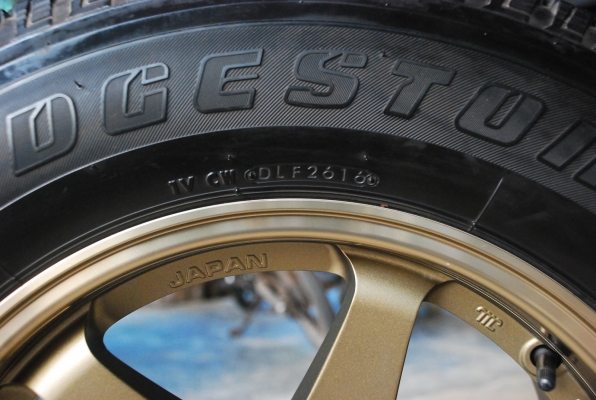 แม็กขอบ 17  พร้อมยาง