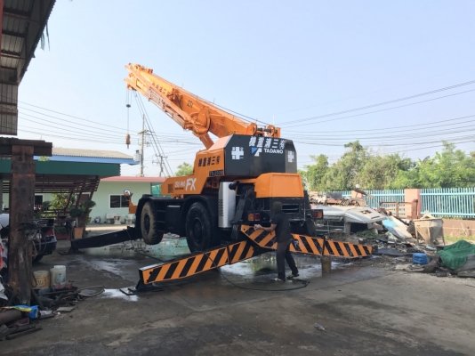 รถเครน  25ตัน