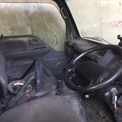 ขายหัวเก๋ง ISUZU ELF NKR NPR NHR อุปกรณ์ครบๆตัดติดคัทซีมาพร้อมวางสภาพสวยพร้อมเอกสารรับรองการนำเข้าใช้แจ้งเปลี่ยนหัว