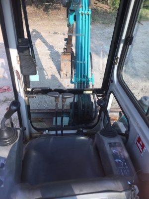 ขาย kobelco sk25sr เก่าญี่ปุ่นมีเก๋ง ไม่เคยใช้ในไทย โทร 086-1602189
