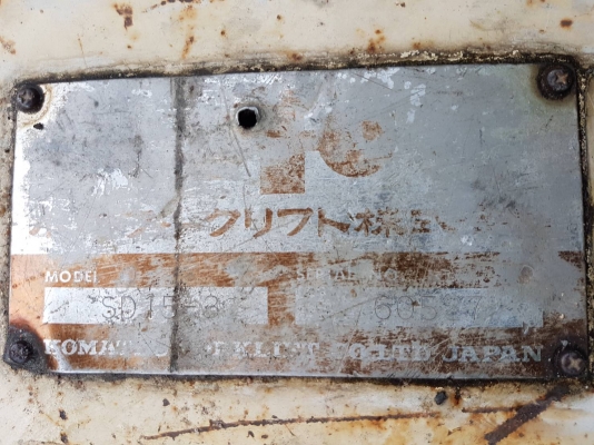 KOMATSU SD15-3