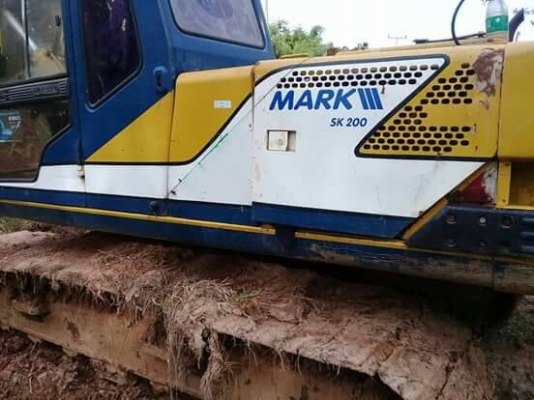 ขายsk200-3kobelco ไฟฟ้าตัดเครื่องดี พร้อมใช้งาน ราคา590,000สนใจติดต่อ0895770265v