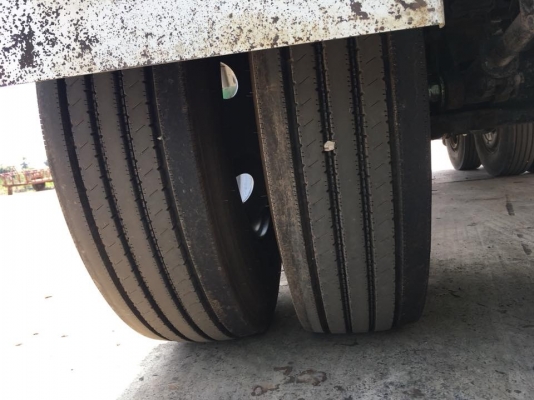 Hino เครื่อง 344 แรง ปี 56 ท่อสั้นตัวS อู่ CT ใส่ของได้30.5ตัน ยางดี สภาพสวยพร้อมใช้งาน  เดิมๆบางๆทุกจุด แต่งสวยพร้อมใช้งาน แม่ยาว 6.20 ม. ลูกยาว 6.80 ม. สูง 2.20 ม. Hino เครื่อง 344 แรง ปี 56 ท่อสั้นตัวS อู่ CT ใส่ของได้30.5ตัน ยางดี สภาพสวยพร้อมใช้งาน  เดิมๆบางๆทุกจุด แต่งสวยพร้อมใช้งาน แม่ยาว 6.20 ม. ลูกยาว 6.80 ม. สูง 2.20 ม.