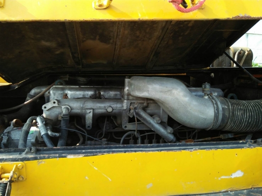 ต้องการขายรถเครน 11 ตัน นิสสัน  6ล้อ 2 เพลา 220 แรง สภาพพร้อมใช้งาน  สนใจติดต่อ 0845391041