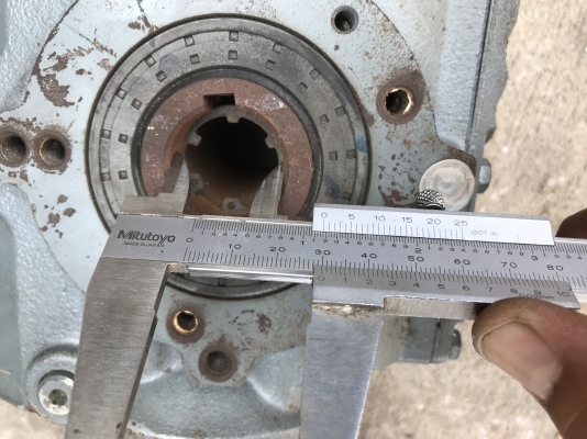 ขายมอเตอร์เกียร์ของใหม่ SEW eurodrive 3/4HP. 380V อัตราทด 1:32.8 เพลาออกประมาณ 42รอบต่อนาที ของใหม่ ไม่เคยใช้งานครับ ขายมอเตอร์เกียร์ของใหม่ SEW eurodrive 3/4HP. 380V อัตราทด 1:32.8 เพลาออกประมาณ 42รอบต่อนาที ของใหม่ ไม่เคยใช้งานครับ