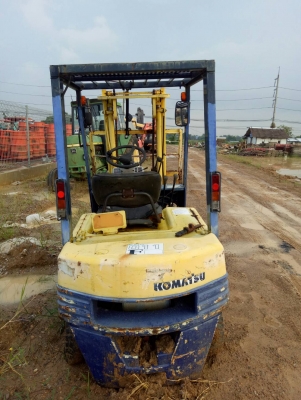 โฟร์คลิฟท์มือสอง