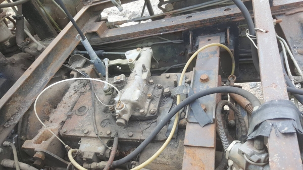 ขาย รถ 10 ล้อ หัวลาก ISUZU FXZ23KFY เครื่อง 6SD1 240 แรงม้า เกียร์ Easton ทะเบียนขาด 2 ปี