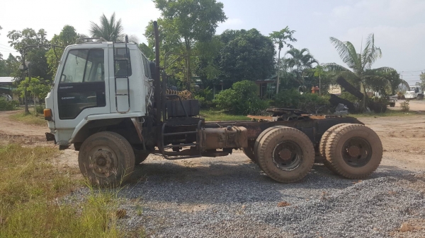ขาย รถ 10 ล้อ หัวลาก ISUZU FXZ23KFY เครื่อง 6SD1 240 แรงม้า เกียร์ Easton ทะเบียนขาด 2 ปี ขาย รถ 10 ล้อ หัวลาก ISUZU FXZ23KFY เครื่อง 6SD1 240 แรงม้า เกียร์ Easton ทะเบียนขาด 2 ปี