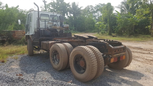 ขาย รถ 10 ล้อ หัวลาก ISUZU FXZ23KFY เครื่อง 6SD1 240 แรงม้า เกียร์ Easton ทะเบียนขาด 2 ปี