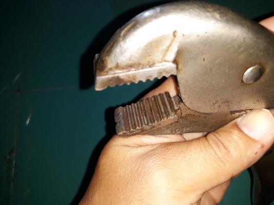 ขายคีมล็อกVISE GIRP 10R MADE IN USA. รุ่น3แถว มือสองสภาพดี