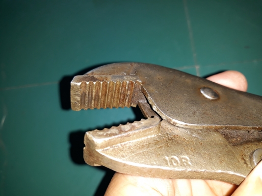ขายคีมล็อกVISE GIRP 10R MADE IN USA. รุ่น3แถว มือสองสภาพดี