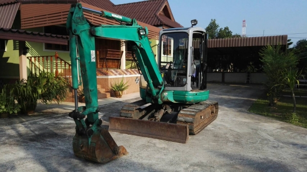 ขาย Komatsu PC40mr-1 ตู้เก๋ง นำเข้าเอง เก่าญี่ปุ่นครับ ไม่ผ่านการใช้งานในไทย ขาย Komatsu PC40mr-1 ตู้เก๋ง นำเข้าเอง เก่าญี่ปุ่นครับ ไม่ผ่านการใช้งานในไทย