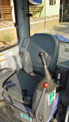 ขาย Komatsu PC40mr-1 ตู้เก๋ง นำเข้าเอง เก่าญี่ปุ่นครับ ไม่ผ่านการใช้งานในไทย ขาย Komatsu PC40mr-1 ตู้เก๋ง นำเข้าเอง เก่าญี่ปุ่นครับ ไม่ผ่านการใช้งานในไทย