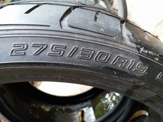 ยางดันล็อป2เส้นขนาด 275/30-19