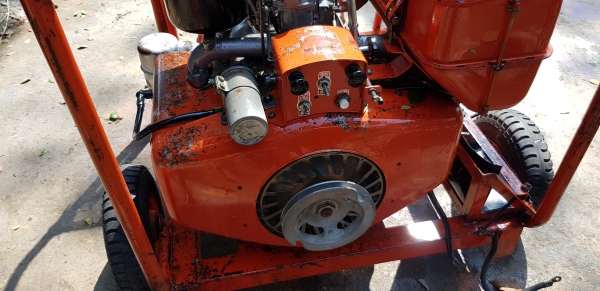 ปั้มน้ำ 6 x 6 นิ้ว 15 แรง 2 สูบ สตาร์ท 2 ระบบ รหัสสินค้า C3 - 23