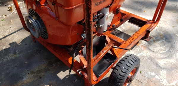 ปั้มน้ำ 6 x 6 นิ้ว 15 แรง 2 สูบ สตาร์ท 2 ระบบ รหัสสินค้า C3 - 23