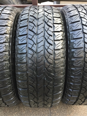 ยาง All Yokohama 265 60 18 ปี15 ดอกเต็ม ไม่มีปะ ไม่มีกินข้าง ไม่มีแตกลายงา ใช้ยาว ราคาไม่แพง ยาง All Yokohama 265 60 18 ปี15 ดอกเต็ม ไม่มีปะ ไม่มีกินข้าง ไม่มีแตกลายงา ใช้ยาว ราคาไม่แพง