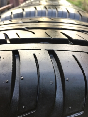 ยาง Dunlop 265 65 17 ปลายปี16 ดอกเต็ม ตุ่มครบ ไม่มีกินข้าง ใช้ยาว ราคาไม่แพง