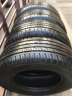 ยาง Dunlop 265 65 17 ปลายปี16 ดอกเต็ม ตุ่มครบ ไม่มีกินข้าง ใช้ยาว ราคาไม่แพง