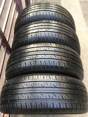 ยาง Dunlop 265 65 17 ปลายปี16 ดอกเต็ม ตุ่มครบ ไม่มีกินข้าง ใช้ยาว ราคาไม่แพง