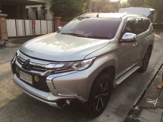 ยาง Dunlop 215 70 15 กลางปี16 ดอกเต็ม ไม่มีปะ ใช้ยาว ราคาไม่แพง ยาง Dunlop 215 70 15 กลางปี16 ดอกเต็ม ไม่มีปะ ใช้ยาว ราคาไม่แพง