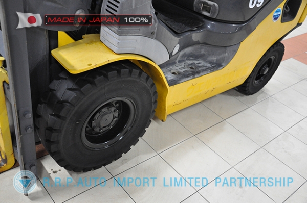 ขายรถโฟล์คลิฟท์มือสอง KOMATSU รุ่น FG15T-20-672584 นำเข้าจากประเทศญี่ปุ่น 100\% ไม่เคยใช้งานในไทย