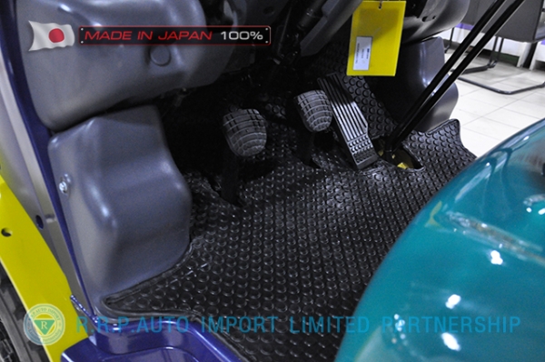 ขายรถโฟล์คลิฟท์มือสอง KOMATSU รุ่น FG20LC-12-532713 นำเข้าจากประเทศญี่ปุ่น 100\% ไม่เคยใช้งานในไทย