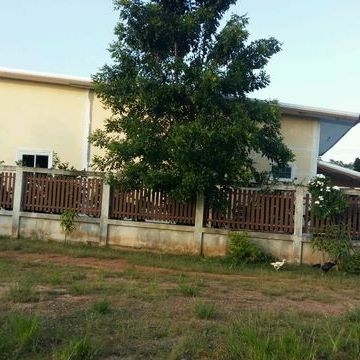 ขายที่ดินพร้อมสิ่งปลูกสร้าง 1ไร่ กว่า (แบ่งขาย) ขายที่ดินพร้อมสิ่งปลูกสร้าง 1ไร่ กว่า (แบ่งขาย)