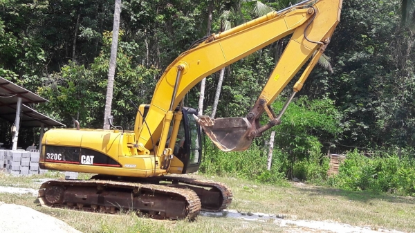 ขายด่วน!! CAT 320C L เครื่องดี ปั้มดี แอวแน่น ขายด่วน!! CAT 320C L เครื่องดี ปั้มดี แอวแน่น