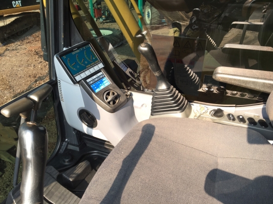 ขายด่วน!! Komatsu PC200-8 สภาพสวยค่ะ