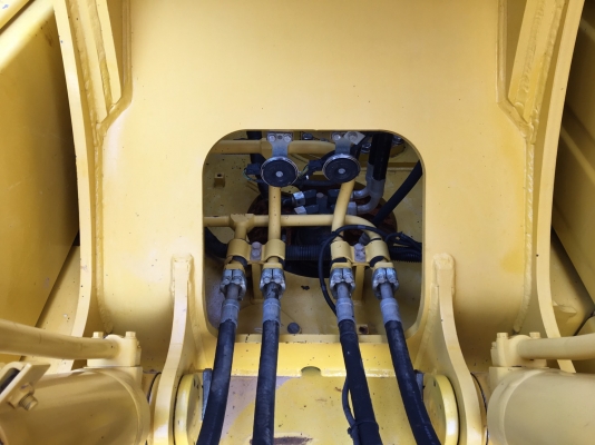 ขายด่วน!! Komatsu PC200-8 สภาพสวยค่ะ